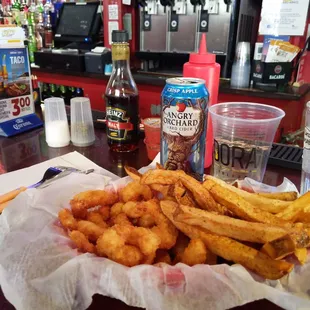 Hand cut fries, crispy shrimp, huge drink selection, and a delightfully sassy bartender. What's not to like?