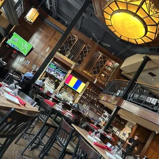 Beautiful high top area.