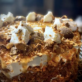 Butterfinger Cake