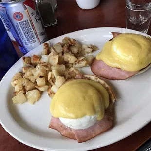 Eggs Benedict