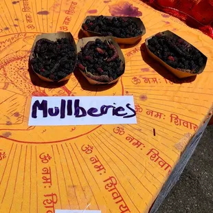 Mulberries $3 small carton at Phx public mkt downtown Sat 4.29.23