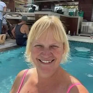 Kari H.