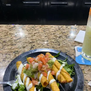 The 5 Taquitios
