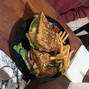BLT