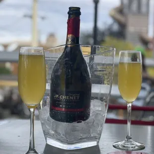 Unlimited Mimosas