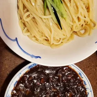 Jjajangmyeon