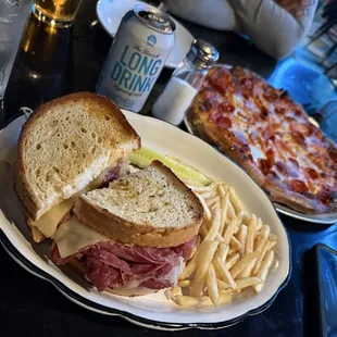 Rueben! Build your own pizza!