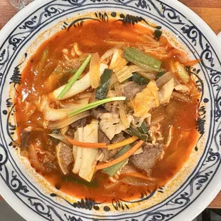 ramen and noodles, food