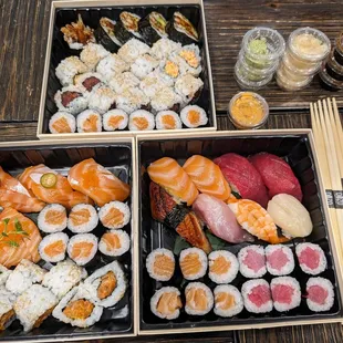 sushi, sashimi, sushi and sashimi, food