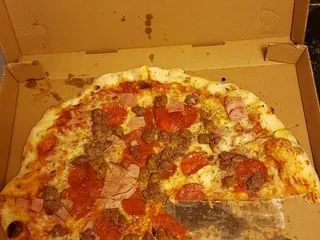 Famous Pizza & Subs