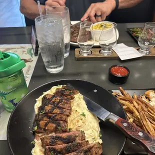 Blackened steak Alfredo was amazing !