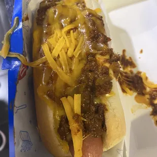 11/29/24 (fri): Pretty good Chili Cheese Dog $7.49