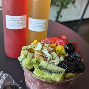 16 oz Acai Bowl, Soursop Tea and Hibiscus x Seamoss