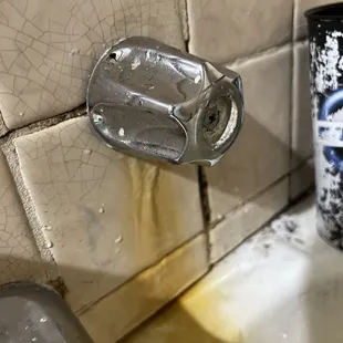 (Cold handle before fix)