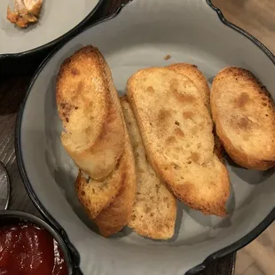 Cinnamon toast bread - delivered with Brie appetizer