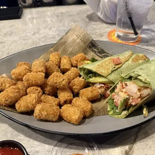 Shrimp caesar lettuce wraps