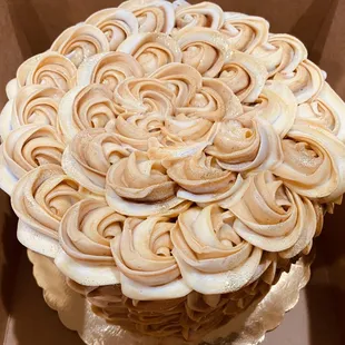 Drago Sisters&apos; signature Salted Caramel Cake!