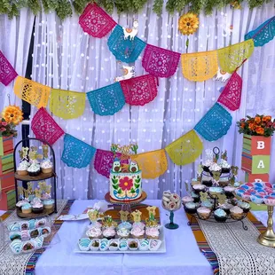 Drago Sisters Bakery custom cake