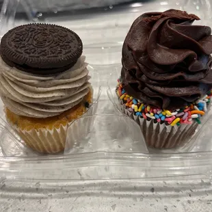 Oreo Cupcake and chocolate chocolate cupcake with sprinkles