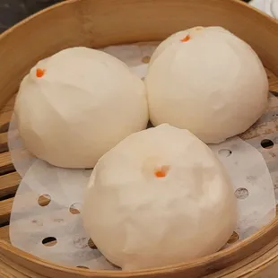 Steamed egg yolk lava bao