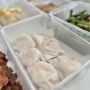 Shrimp Rice Crepe Roll