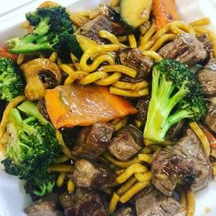 Steak Lo Mein