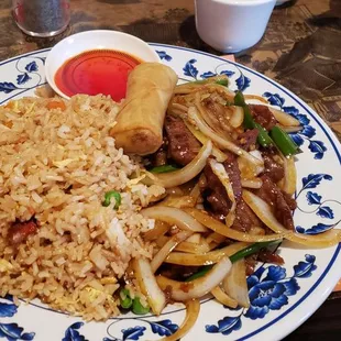 Mongolian beef lunch special.