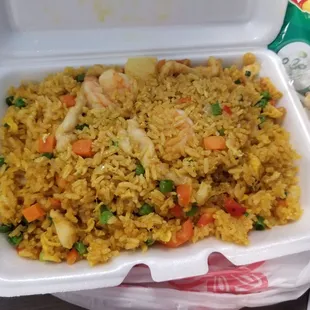 Tropical fwied wice. Dinner portion.