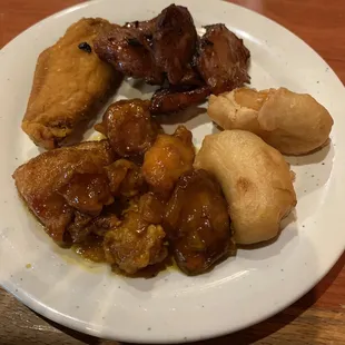 chicken wings and fried chicken, food