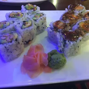 Avocado peanut and sweet tempura rolls