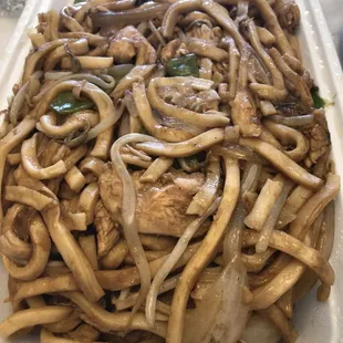 Chicken Lo Mein