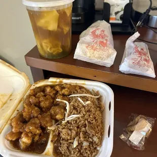 General Tso chicken and Wonton Soup