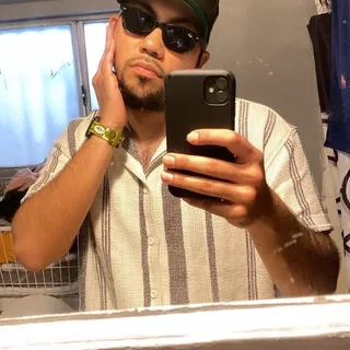 Alex G.