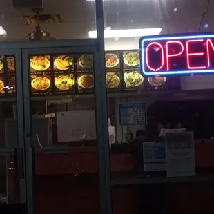 outside, pizza