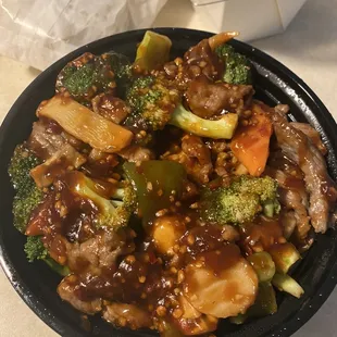 S18. Beef with Garlic Sauce