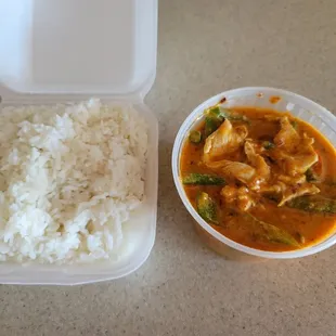 Lunch order of Panang Curry W/ chicken and white rice.  Absolutely delicious, the blend of flavors are so unique.