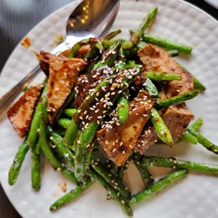 String beans with tofu and bean curd