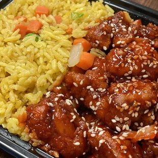 C11. L25. Sesame Chicken Lunch Special