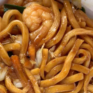 Shrimp lo mein