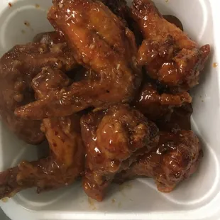 Hot braised chicken wings 10ps.