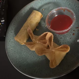 3 Piece Cream Cheese Wontons 2 Piece Spring Roll