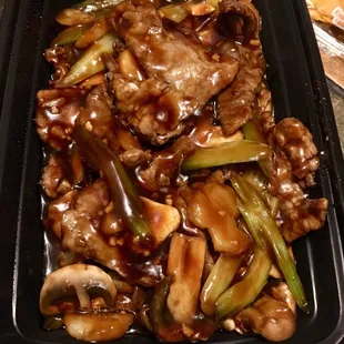 Beef with Garlic Sauce
