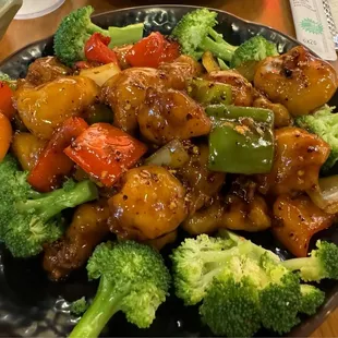 6. General Tso&apos;s Chicken