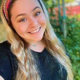 Veronica D.