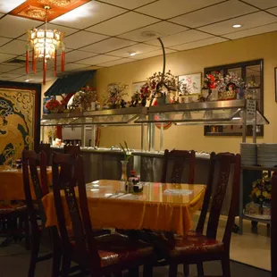 Main Dining room with Buffet line on the other side.