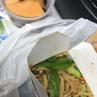 Veggie lo mein and fruit cup