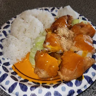 Lunch Special War Su Gai.  Comes With Steamed Rice And A Pint Of Soup For Just $7.00 (Plus Tax, If You Eat In).