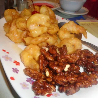 Honey Shrimp with Walnuts