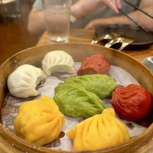 C8. Three Delicacy Dumpings