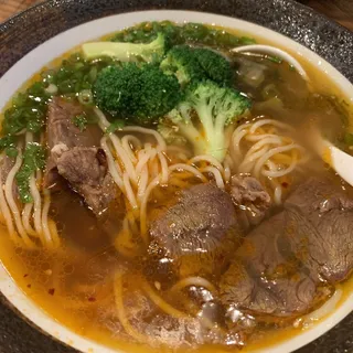D2. Spicy Beef Noodle Soup